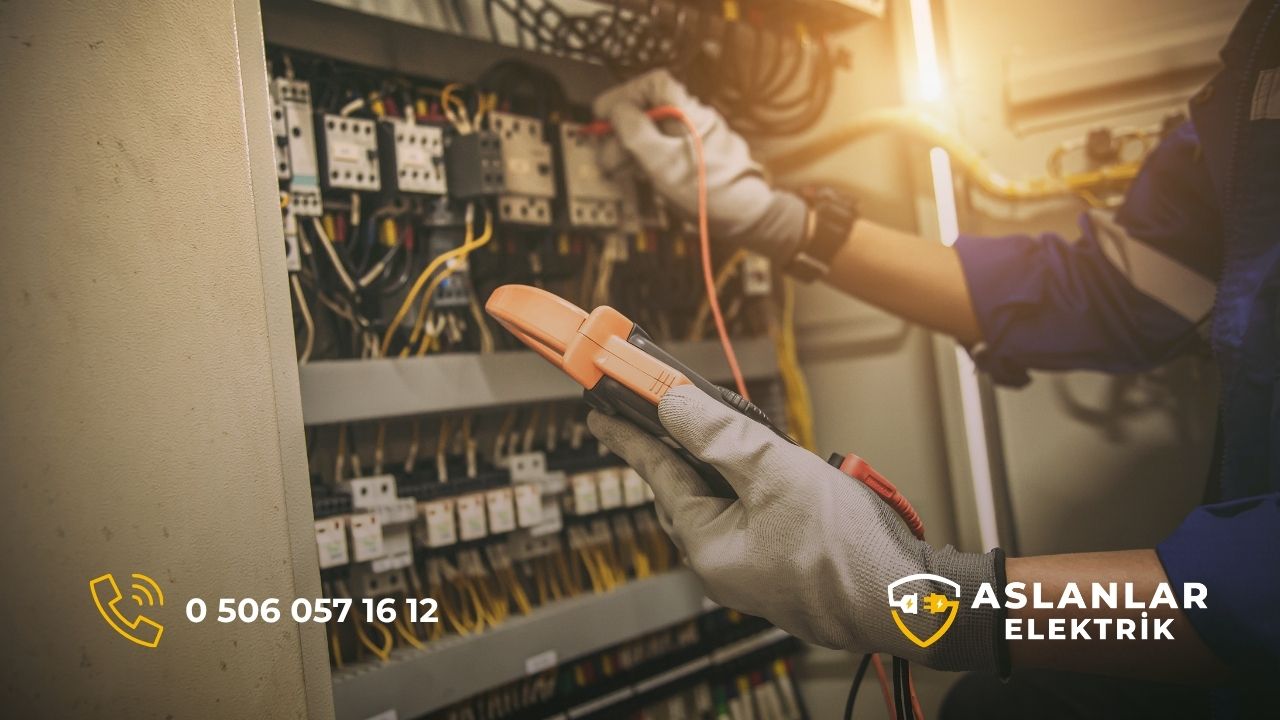 izmir karaburun elektrikçiler karaburun elektrik servisi en iyi firma aslanlar elektrik avize montaj şofben tamir elektrik panosu kurulumu inşaat elektrikçiler