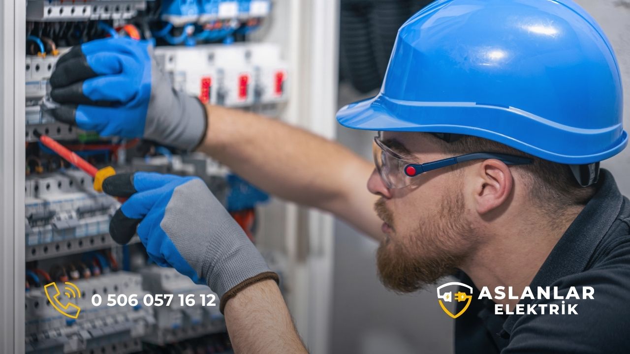 izmir reisdere elektrikçiler reisdere elektrik servisi en iyi firma aslanlar elektrik avize montaj şofben tamir elektrik panosu kurulumu inşaat elektrikçiler